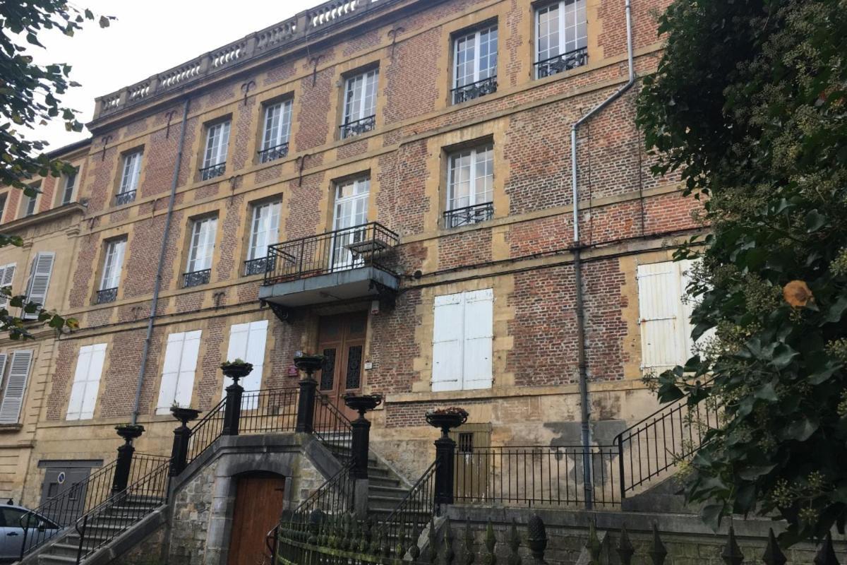 Chambre D'Hote Du Quai Rimbaud Charleville-Mezieres Luaran gambar